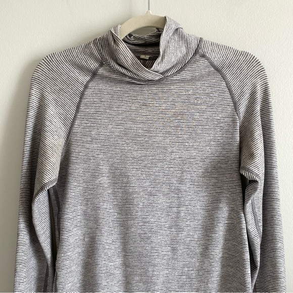 LULULEMON Warm Your Core Striped Heathered Slate White Size 4 - Picture 8 of 14